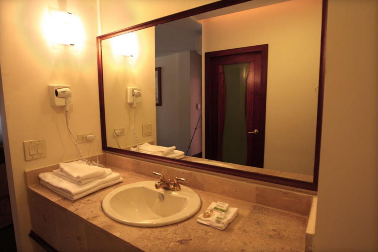 Hotel Martell Сан Педро Сула Екстериор снимка