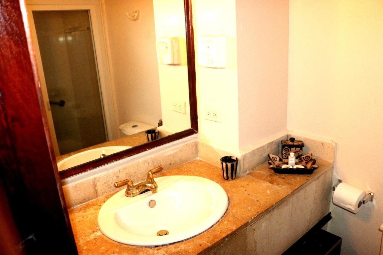 Hotel Martell Сан Педро Сула Екстериор снимка